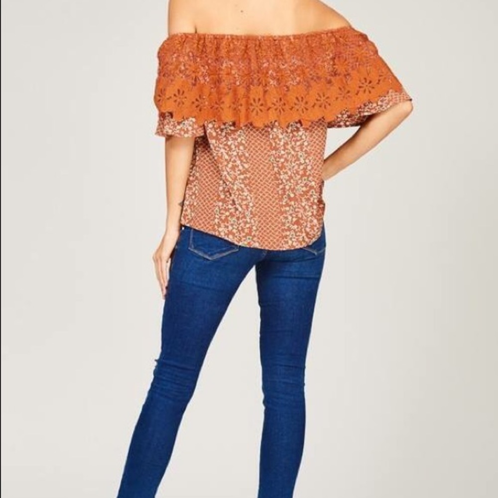 Off Shoulder top - Picture 2 of 2